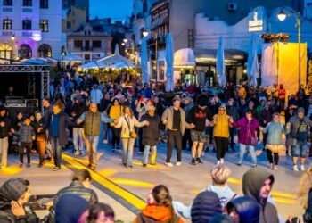 S-a cântat și s-a dansat în Mamaia și Constanța, în mini-vacanța de 1 mai și Paște