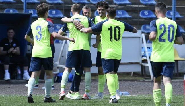 Fotbaliștii de la CS Medgidia luptă pe teren propriu pentru victorie, sâmbătă, 25 mai