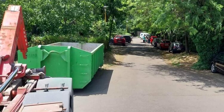 Unde este amplasat, săptămâna aceasta, containerul pentru deșeuri voluminoase