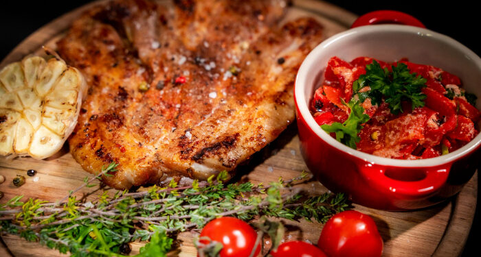 Restaurantul Pui pe Jar deschide a patra locație în Constanța, în piața din Km 4-5