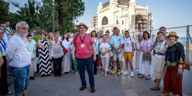 MINAC continuă seria TURURILOR GHIDATE GRATUITE, pe faleza Cazinoului! VEZI PROGRAMUL!