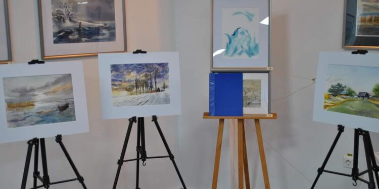 „Aquamarina” – Expoziție de pictură la Muzeul Național al Marinei Române