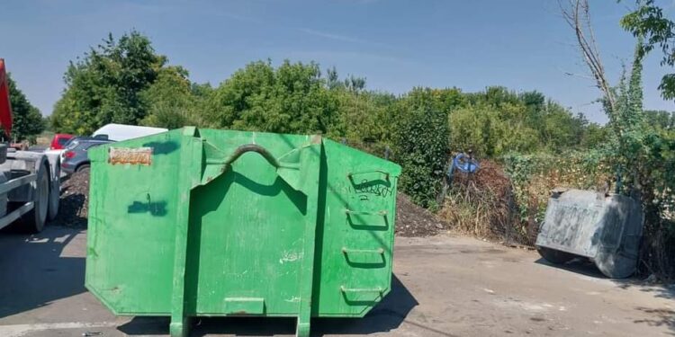 Polaris: Amplasamentul benei pentru colectarea deşeurilor voluminoase, în Constanța