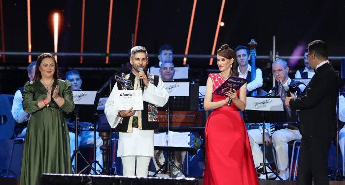 Marele Trofeu al Festivalul Național al Cântecului Dansului Popular Românesc „Mamaia” 2024, câștigat de Didi-Ionuț Cojocariu din Bucovina