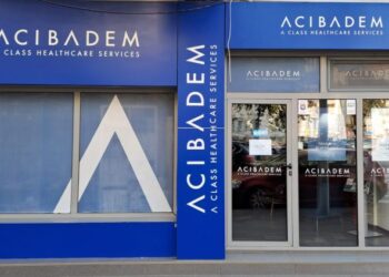 Eveniment exclusivist despre transplantul de păr și intervențiile estetice, organizat de ACIBADEM la Constanța