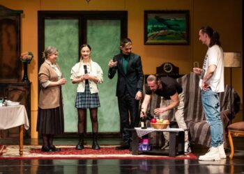 PREȚUL DEMNITĂȚII – Spectacol pentru tineret, la Teatrul Căluțul de Mare