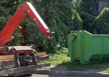 Polaris: Unde sunt amplasate, săptămâna aceasta, benele pentru colectarea deșeurilor voluminoase