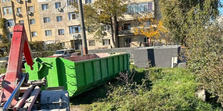 Polaris: Săptămâna aceasta, constănțenii au la dispoziție două bene pentru deșeuri voluminoase