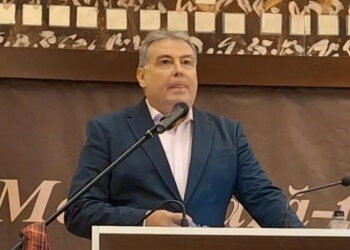 Istoricul Adrian Cioroianu, conferință despre ”Paradoxul generației noastre” la Universitatea Ovidius