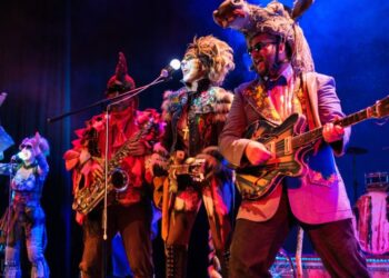 „Muzicanții din Bremen”, DOUĂ reprezentații la Teatrul Căluțul de Mare, pe 24 noiembrie