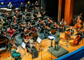 Asociația Dăruiește Aripi vă invită la Concertul caritabil de Crăciun de la TNOB în sprijinul copiilor cu cancer