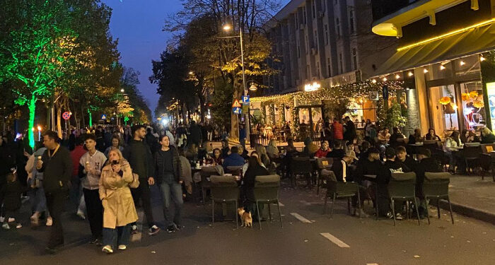 E aproape iarnă, e ceva mai rece, dar Constanța Coffee Break CONTINUĂ!