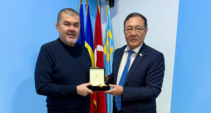 Delegație UDTTMR, condusă de președintele Gelil Eserghep, întrevedere cu ambasadorul Kazahstan în România