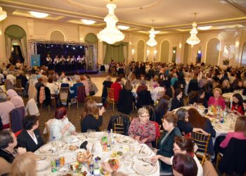 Peste 500 de membre ale organizațiilor UDTTMR și invitatele lor au participat la cina de Iftar