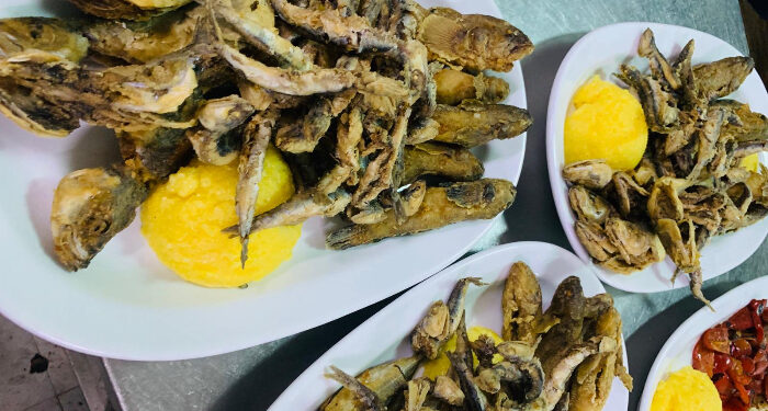 Muzică populară și bunătăți dobrogene la Festivalul Tradițiilor și Gastronomiei Pescărești, 30 mai – 1 iunie