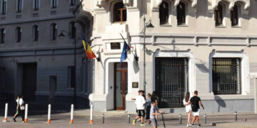 Se deschid Porțile Băncii Naționale a României, sucursala Constanța, din Piața Ovidiu, pentru turiști și curioși