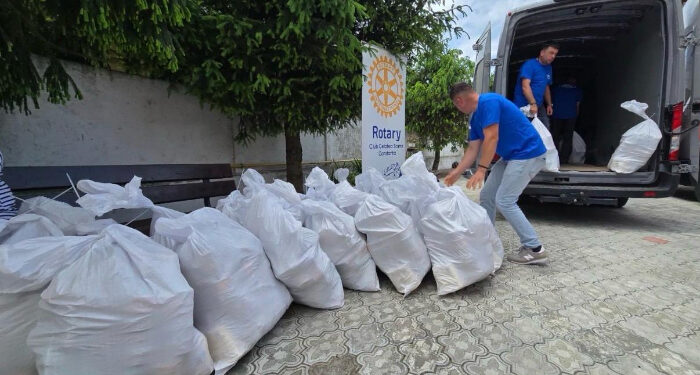 Caravana „Conduși de Bine”: Rotary Club Cetatea Tomis și Ford România, în comunitatea din Mihail Kogălniceanu
